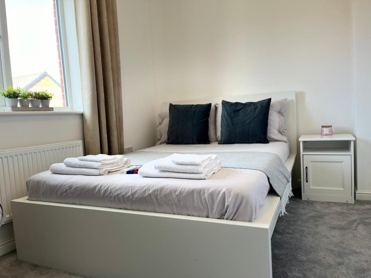 New Ollerton Parkgate Rest Lägenhet Exteriör bild